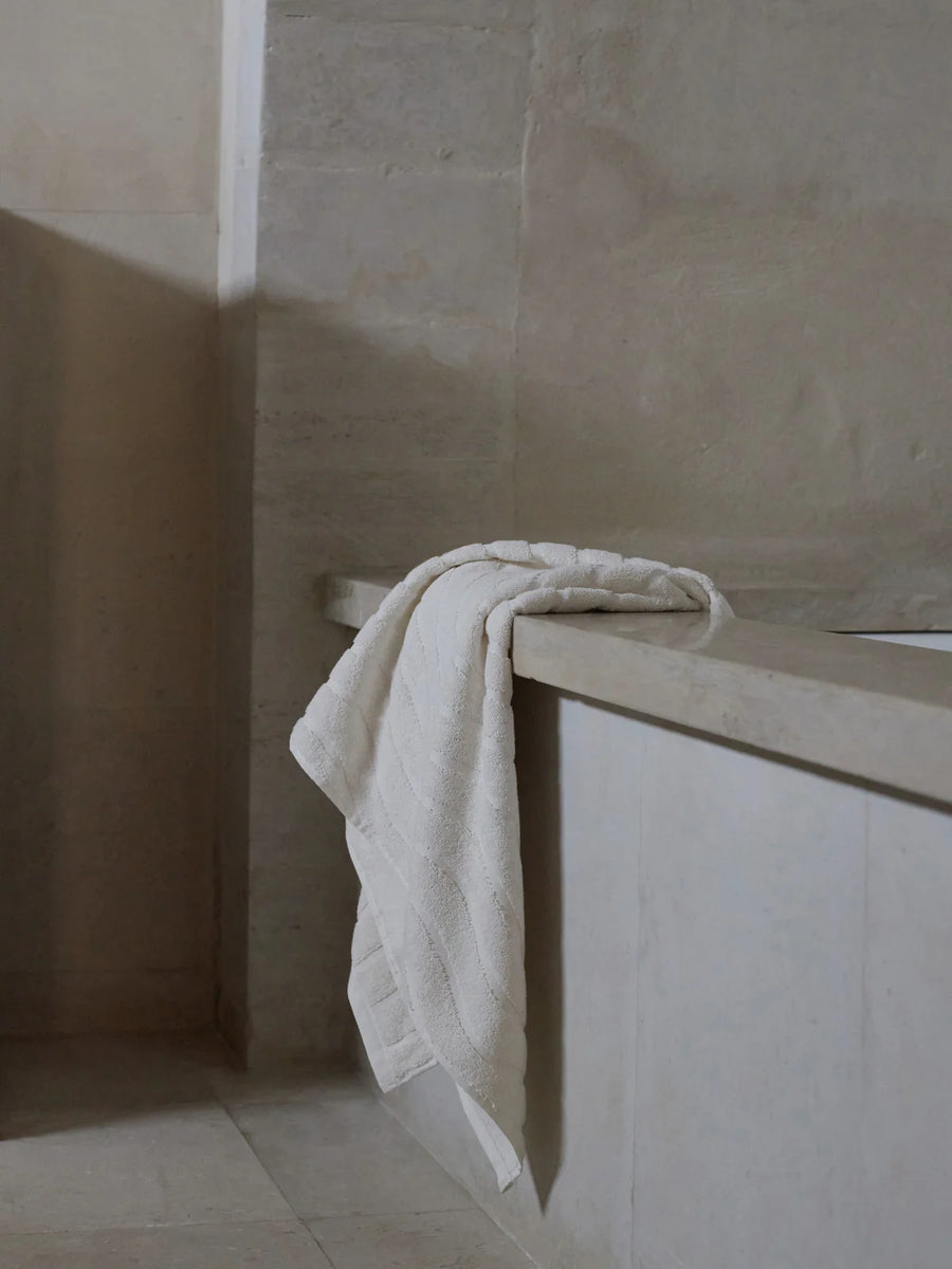 St Clair Bath Towel - Ivory