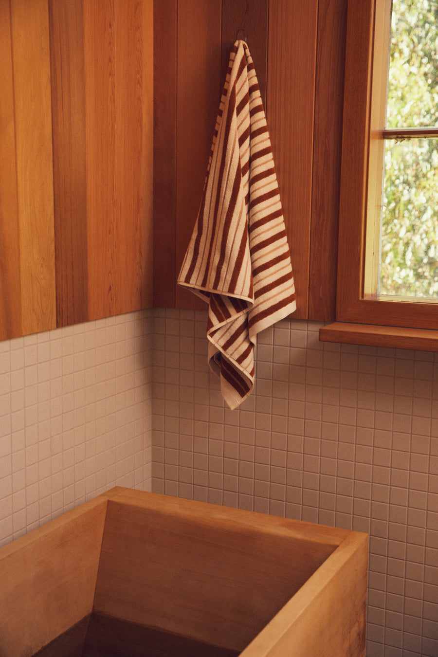 Franklin Bath Towel - Fuyu + Chalk